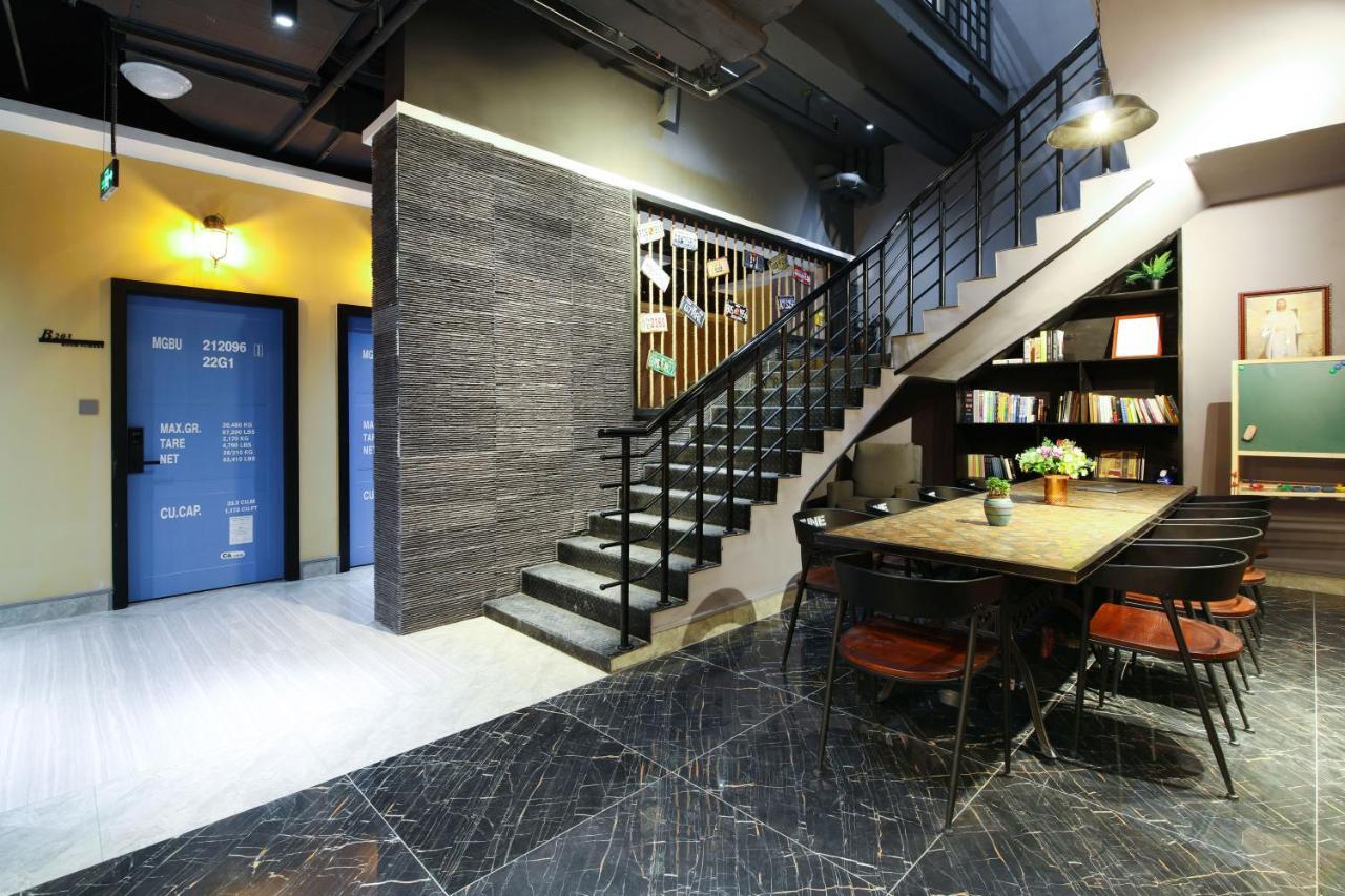 Zou Qu Ye Travel Hotel Chongqing Exterior foto