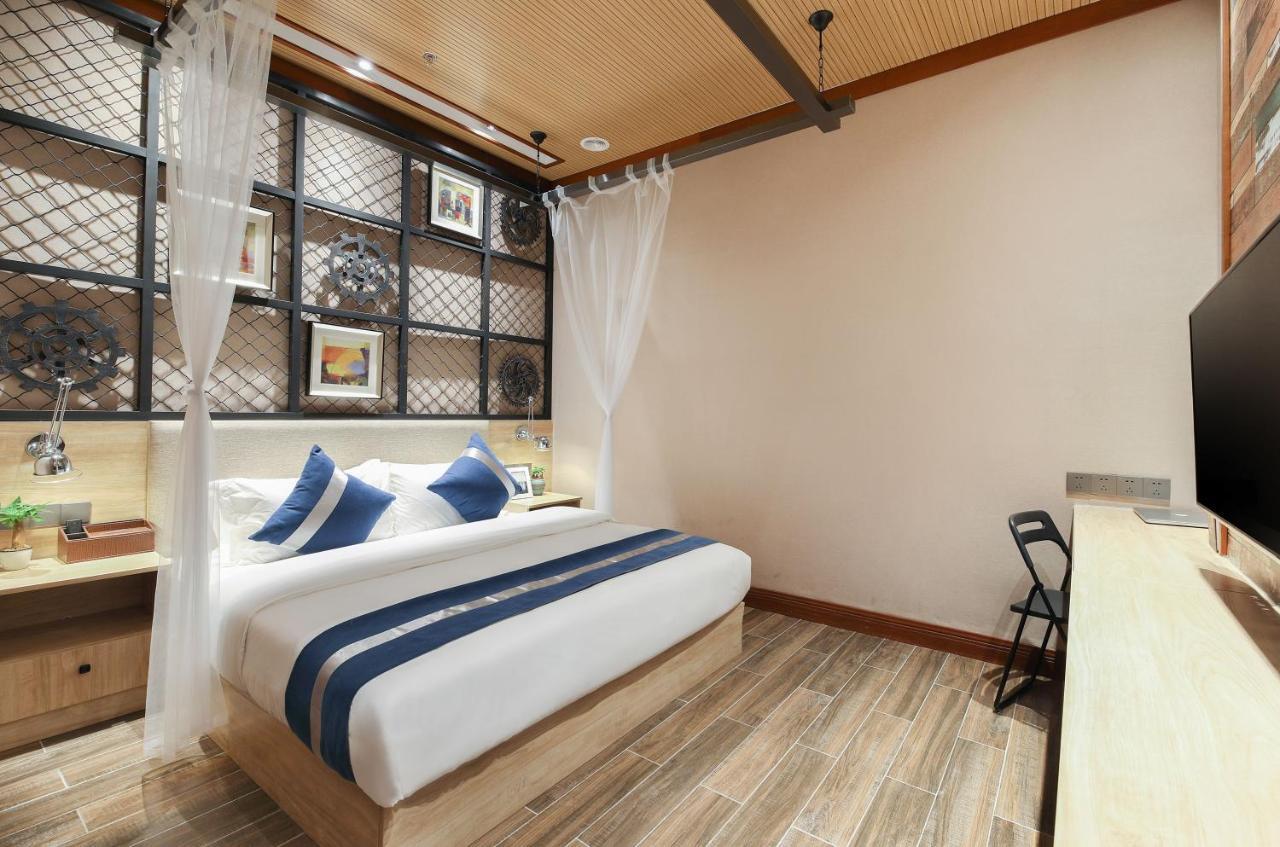 Zou Qu Ye Travel Hotel Chongqing Exterior foto